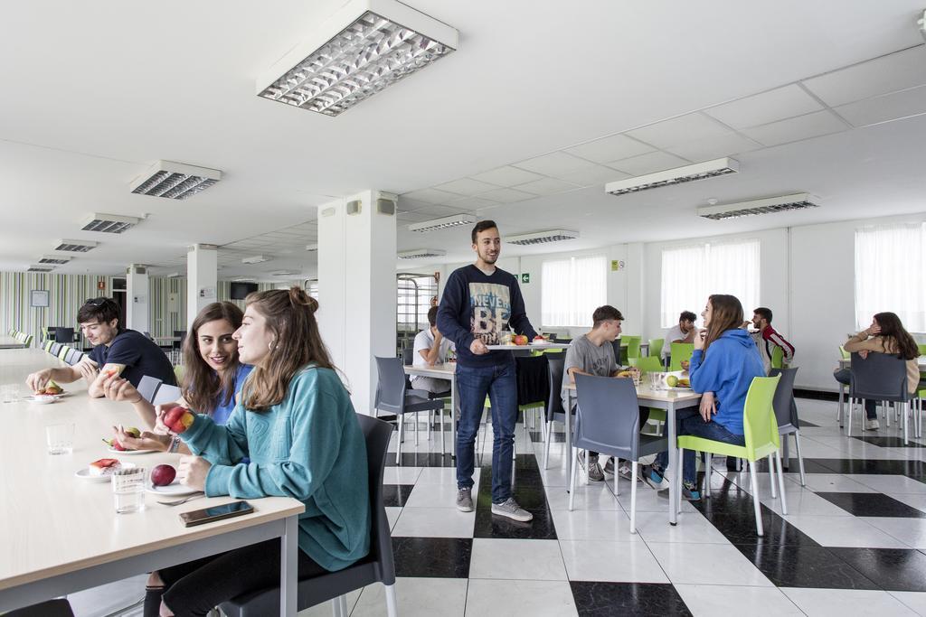 Residencia Universitaria Resa Siglo XXI Culleredo Kültér fotó